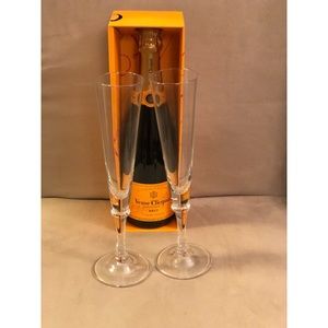 Set of 12 Crate and Barrel Tall Champagne Flutes
